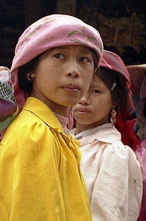 Jeunes filles Tays - Sapa, Vietnam © Lon&Queta