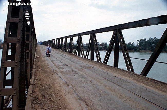 Pont colonial, Vietnam