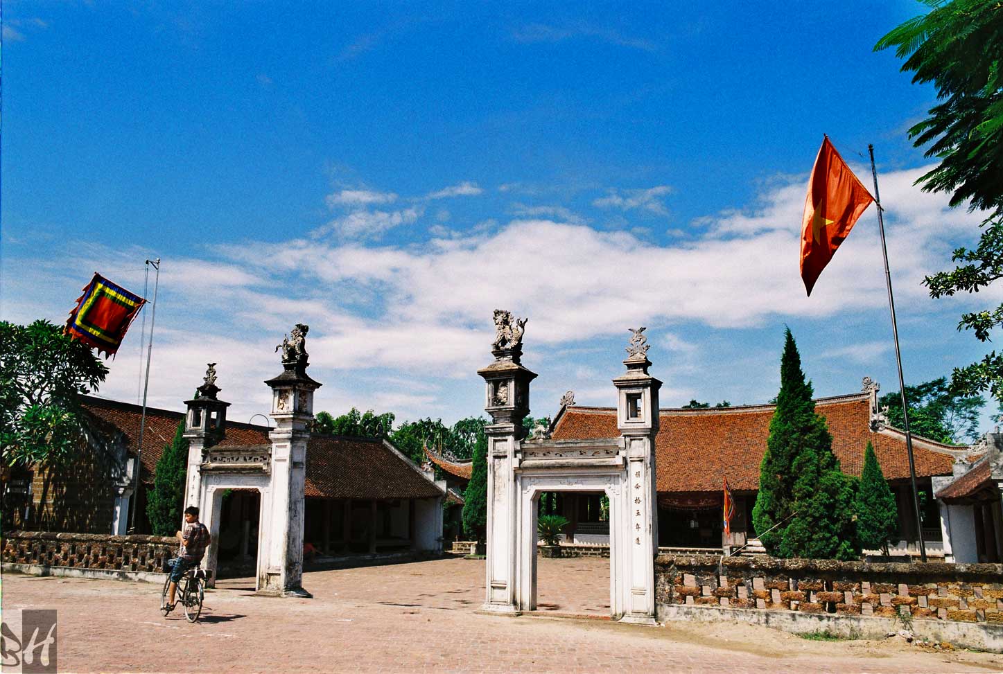 Maison communale, Đường Lâm, Vietnam Maison communale, Đường Lâm, Vietnam